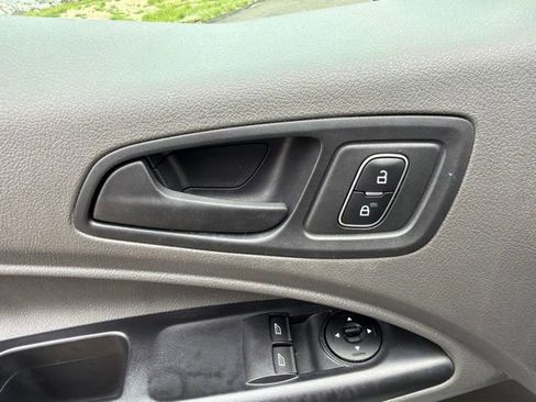 Used 2023 Ford Transit Connect XL FWD image 18