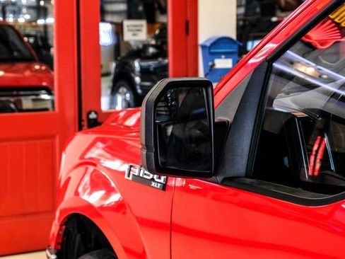 Used 2018 Ford F150 XLT image 37