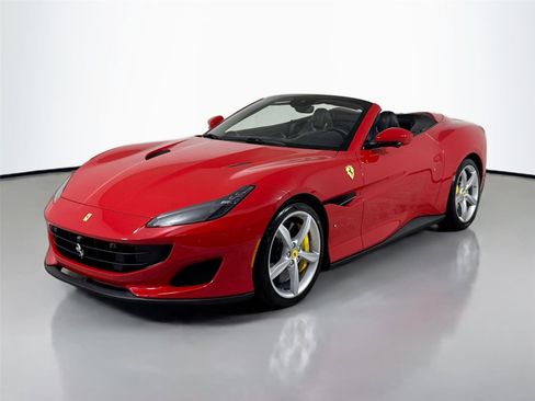 Used 2020 Ferrari Portofino image 10
