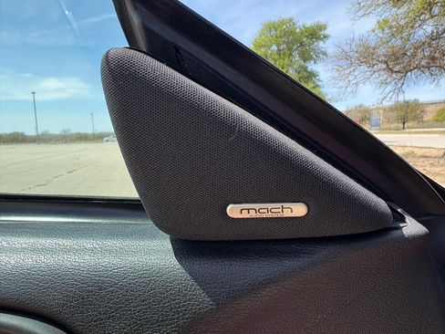 Used 2004 Ford Mustang 2dr CONVERTIBLE V6 image 41