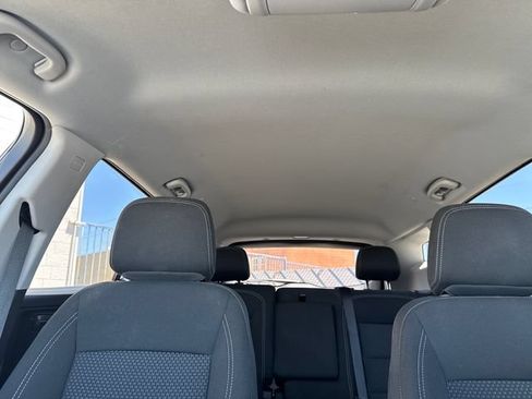 Used 2024 GMC Terrain SLE AWD/4WD image 21