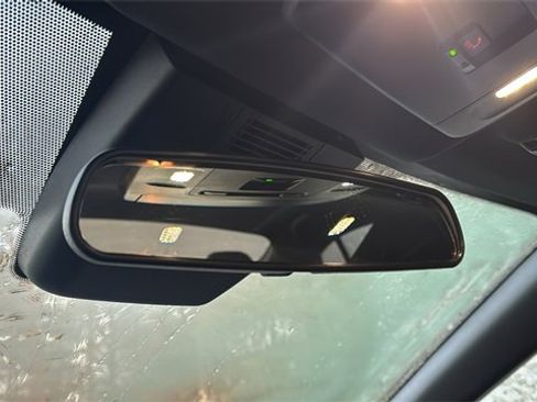 Used 2025 Toyota Camry SE image 24