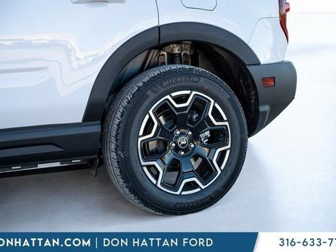 New 2025 Ford Bronco Sport Outer Banks w/ Outer Banks Tech Package+ image 39