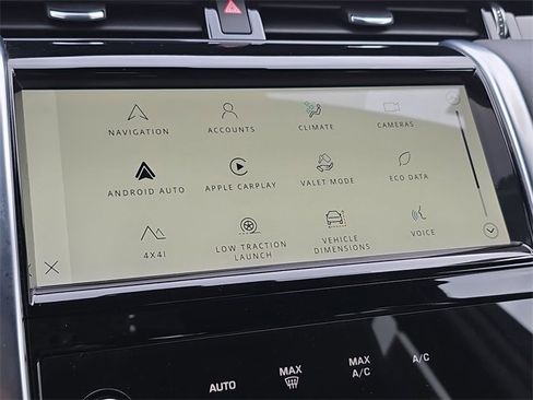 Used 2023 Land Rover Discovery Sport S image 24