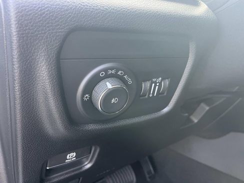 New 2025 Jeep Grand Cherokee L Limited image 15