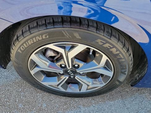 Used 2020 Kia Forte LXS image 11