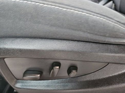 Used 2015 Chevrolet Silverado 2500 LT w/ LT Convenience Package image 16