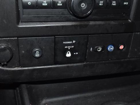 Used 2023 GMC Savana 2500 w/ Driver Convenience Package image 20