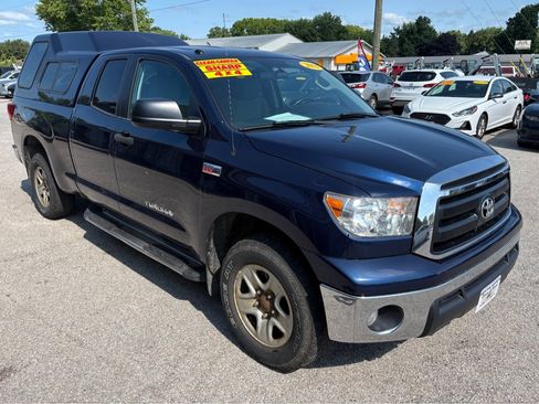 Used 2013 Toyota Tundra 4x4 Double Cab w/ Tow Pkg image 1
