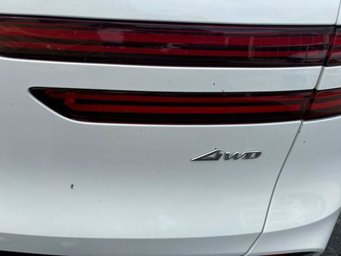 New 2026 Genesis GV70 2.5T Advanced AWD/4WD image 10