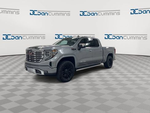 Used 2023 GMC Sierra 1500 Denali AWD/4WD image 4
