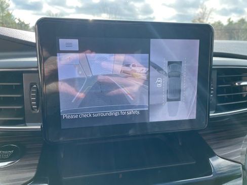 Used 2023 Ford Explorer Limited w/ Class IV Trailer Tow Package image 36