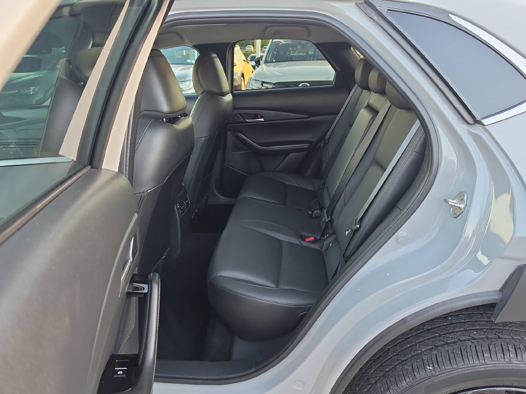 Certified 2025 MAZDA CX-30 AWD 2.5 S w/ Select Sport Pkg image 12