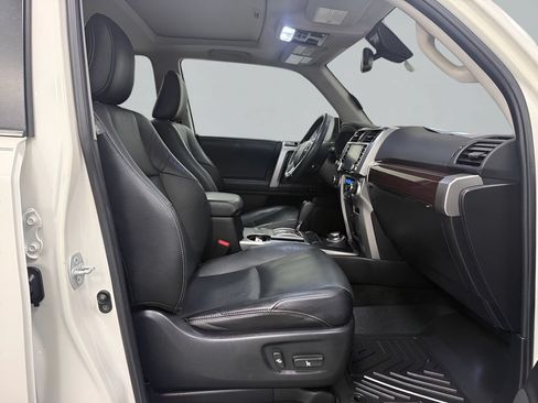 Used 2021 Toyota 4Runner Limited AWD/4WD image 13