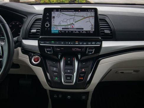 Used 2025 Honda Odyssey Touring image 28