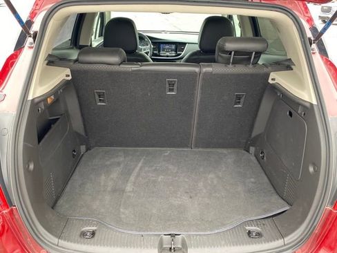 Certified 2022 Buick Encore Preferred w/ Safety Package image 18