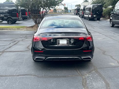 New 2026 Mercedes-Benz E 350 4MATIC Sedan image 7