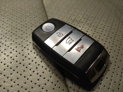 Used 2017 Kia Sorento EX FWD image 32