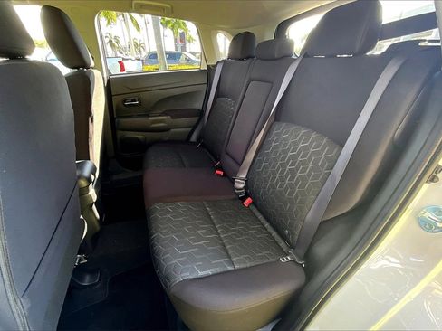 Used 2025 Mitsubishi Outlander Sport ES image 16