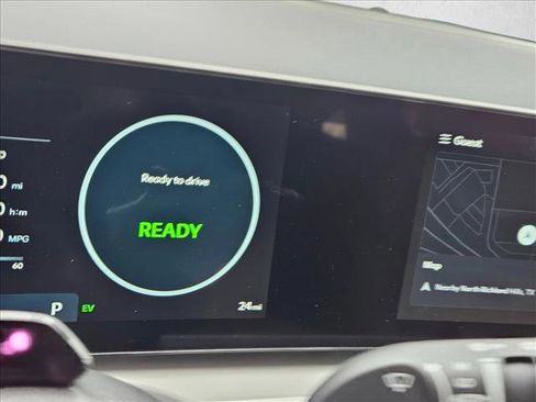 New 2026 Hyundai Tucson Limited image 16