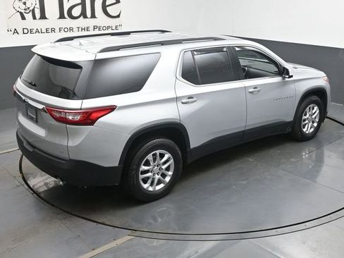 Used 2020 Chevrolet Traverse LT image 41