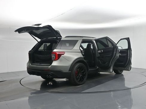 Used 2020 Ford Explorer ST w/ ST Street Pack image 39