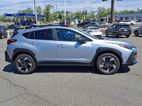 Used 2024 Subaru Crosstrek 2.5i Limited w/ Crosstrek Mirror Package AWD/4WD image 10