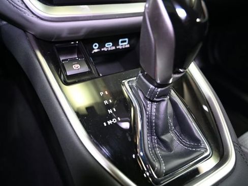 Used 2025 Subaru Outback Premium w/ Popular Package #1A image 29