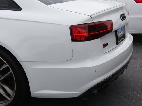 Used 2018 Audi S6 Premium Plus w/ S Sport Package image 12