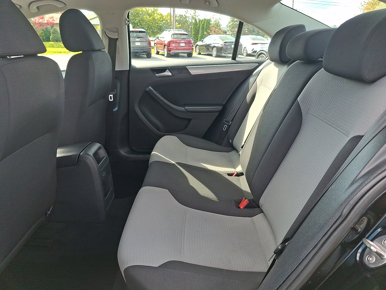 Used 2018 Volkswagen Jetta S FWD image 10