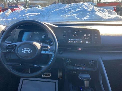 Used 2025 Hyundai Elantra Sport w/ Cargo Package image 11
