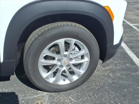 New 2026 Chevrolet TrailBlazer LS w/ LS Convenience Package AWD/4WD image 11