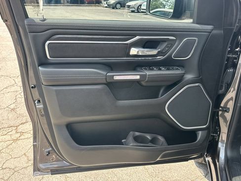 Used 2023 RAM 1500 Laramie AWD/4WD image 11