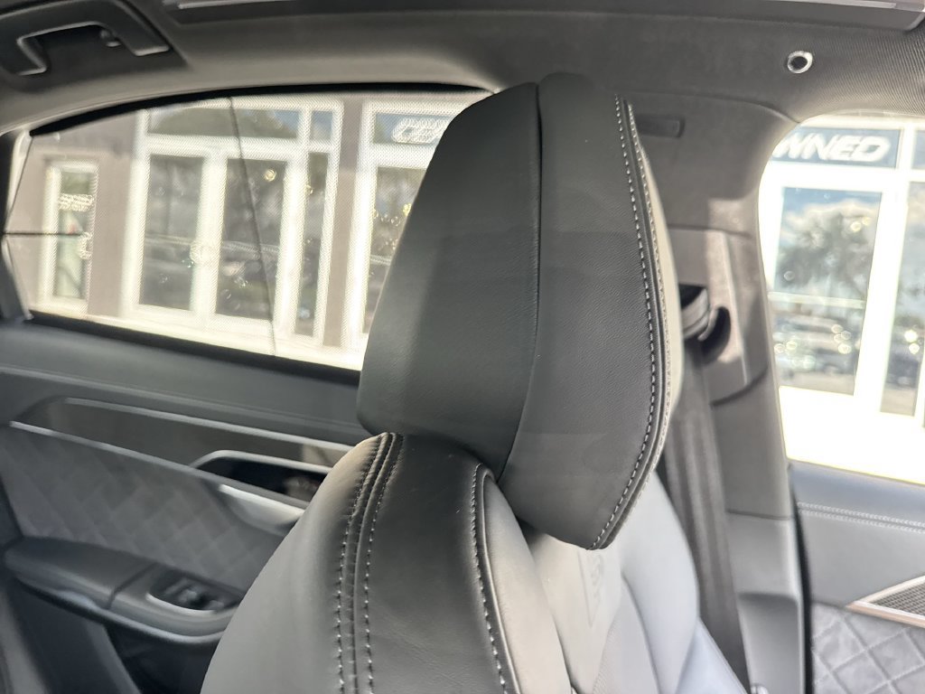 Used 2025 Audi S8 w/ Executive Package AWD/4WD image 20