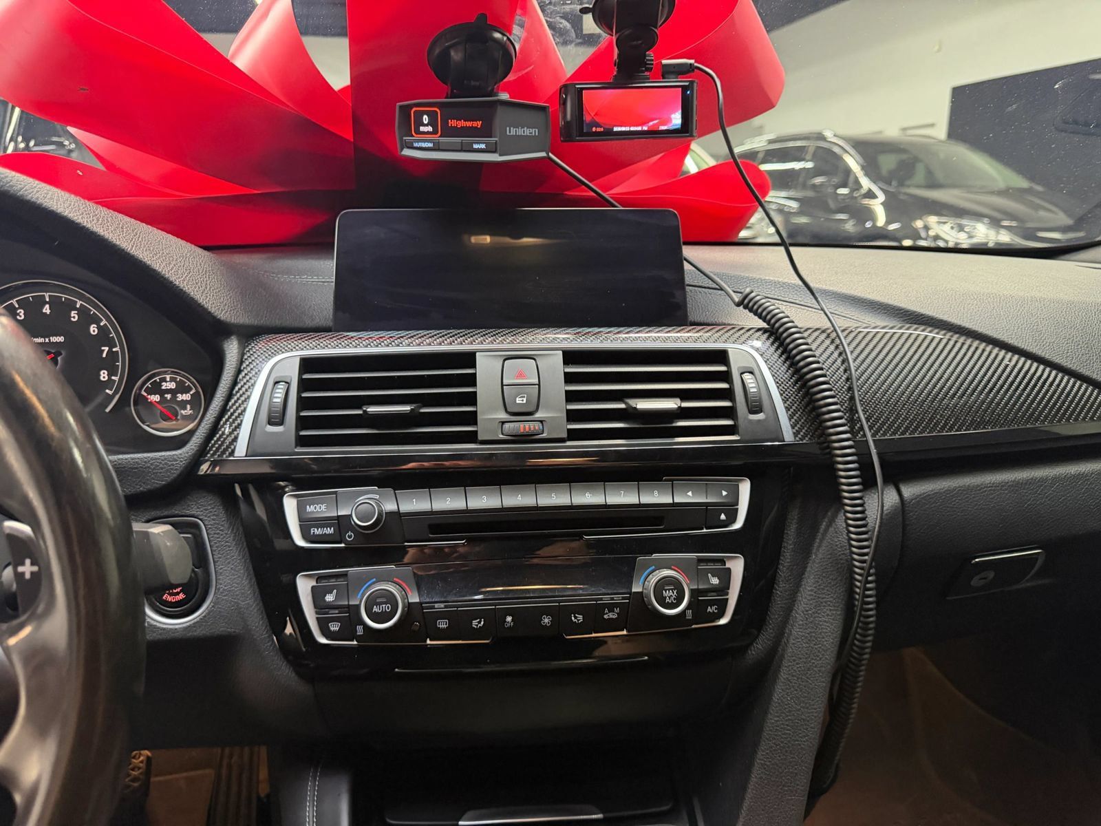Used 2018 BMW M4 Coupe RWD image 35