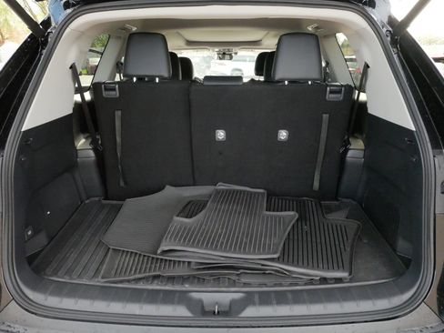 Certified 2025 Toyota Grand Highlander AWD Hybrid image 18