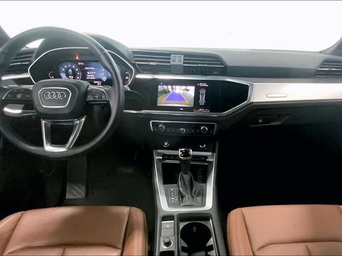 Used 2021 Audi Q3 2.0T Premium w/ Convenience Package image 9