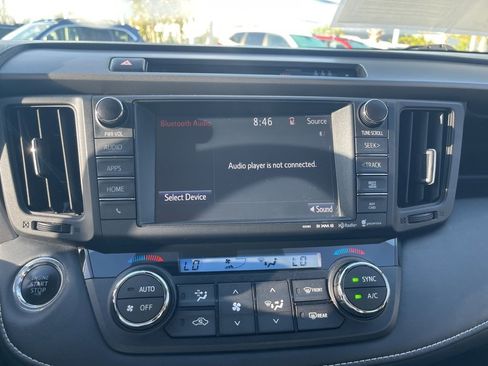 Used 2017 Toyota RAV4 Limited image 12