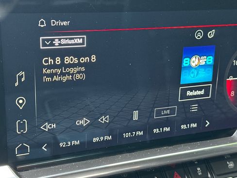 Used 2024 GMC Sierra 1500 SLT image 17