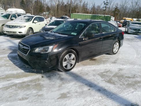 Used 2019 Subaru Legacy 2.5i image 1