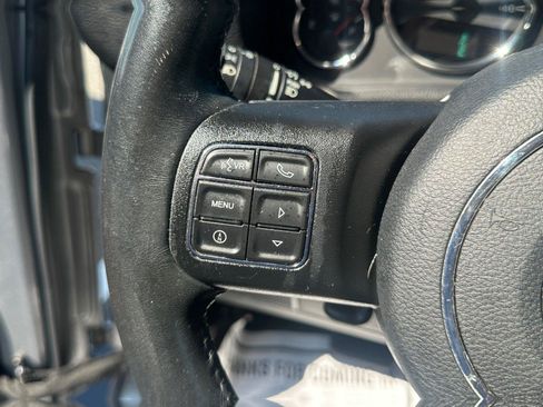 Used 2018 Jeep Wrangler Unlimited Sport S AWD/4WD image 17