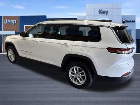 Used 2023 Jeep Grand Cherokee L Laredo w/ Trailer Tow Group (B) AWD/4WD image 4
