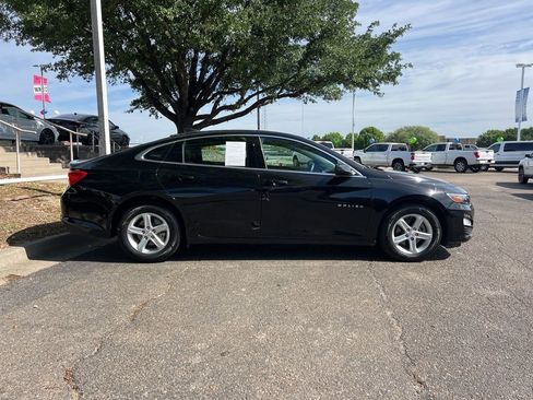 Used 2024 Chevrolet Malibu LS image 8