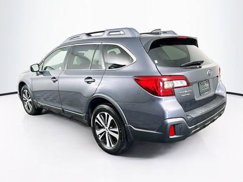 Used 2018 Subaru Outback 3.6R Limited AWD/4WD image 5