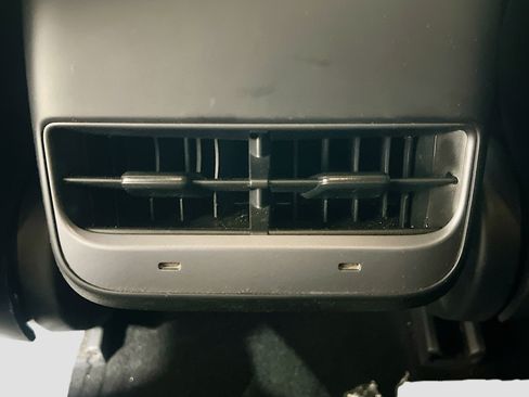 Used 2023 Tesla Model 3 Standard Range RWD image 18