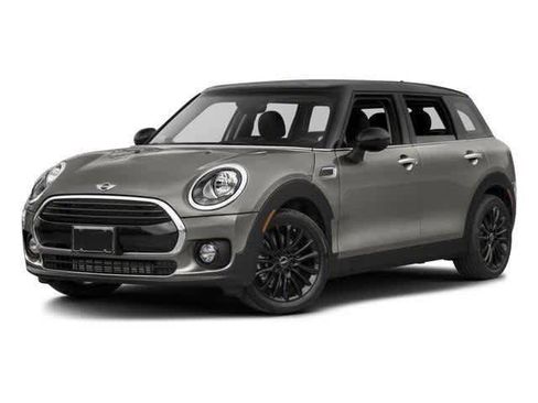 Used 2017 MINI Cooper Clubman ALL4 image 1