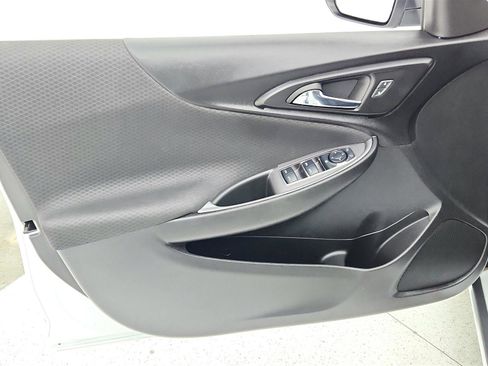 Used 2024 Chevrolet Malibu LT image 23