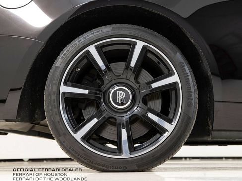 Used 2018 Rolls-Royce Dawn RWD image 22