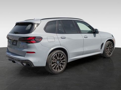 Certified 2025 BMW X5 xDrive40i w/ M Sport Package AWD/4WD image 7