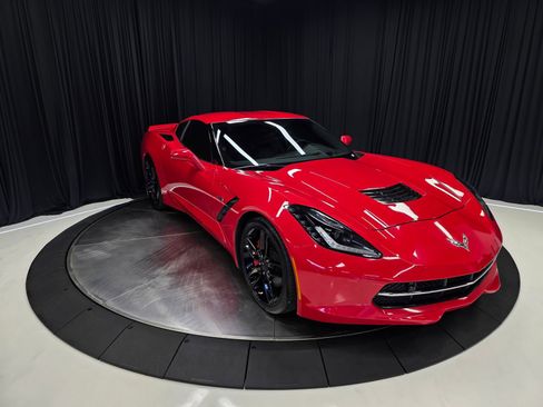 Used 2016 Chevrolet Corvette Stingray Coupe w/ 2LT Preferred Equipment Group RWD image 7